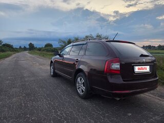 2012 Skoda Octavia II (A5) Рестайлинг, красный, 679000 рублей, вид 5