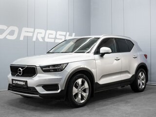 2018 Volvo XC40 I, серебристый, 2660000 рублей, вид 1