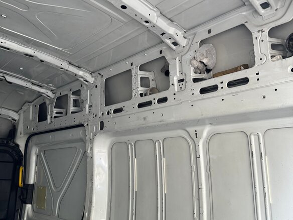 2015 Ford Transit, белый, 1650000 рублей - вид 8