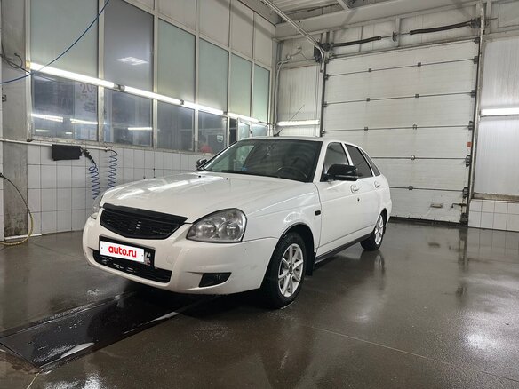 2012 Lada (ВАЗ) Priora I, белый, 380000 рублей