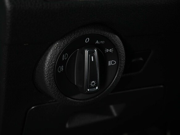 2021 Volkswagen Multivan T6 Рестайлинг, белый, 6100000 рублей - вид 17