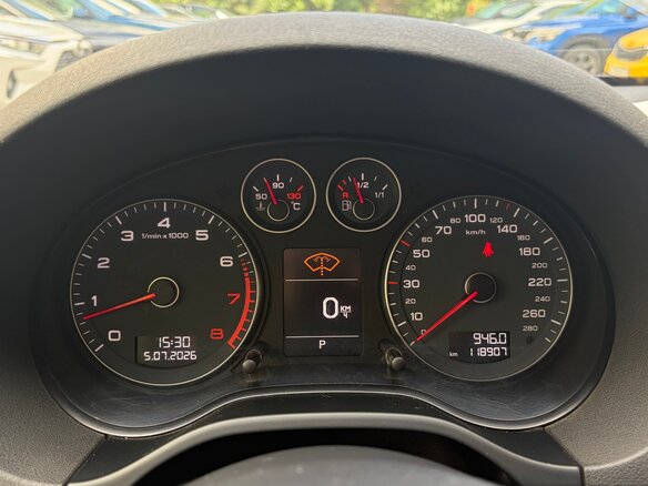 2012 Audi A3 II (8P) Рестайлинг 2, белый, 800000 рублей - вид 9