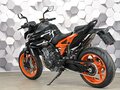 2023 KTM 890 Duke GP, чёрный, 899000 рублей - вид 7