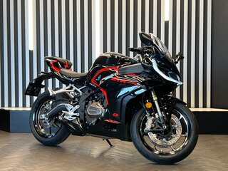 QJMotor SRK 421 RR
