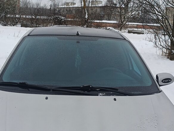 2001 Ford Focus I Рестайлинг, серебристый, 200000 рублей - вид 2