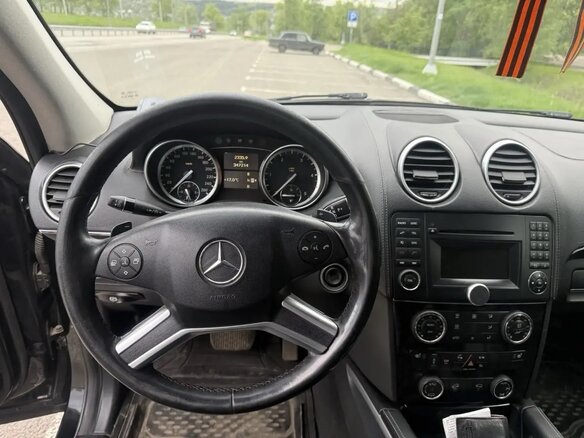 2010 Mercedes-Benz GL-Класс 350 I (X164) Рестайлинг, чёрный, 1400000 рублей - вид 15