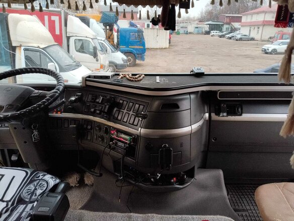 2005 Volvo FH, белый, 4000000 рублей - вид 5
