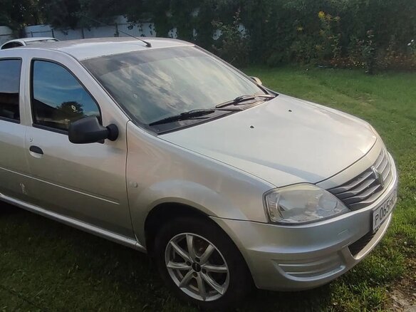 2014 Renault Logan I Рестайлинг, серый, 430000 рублей - вид 1