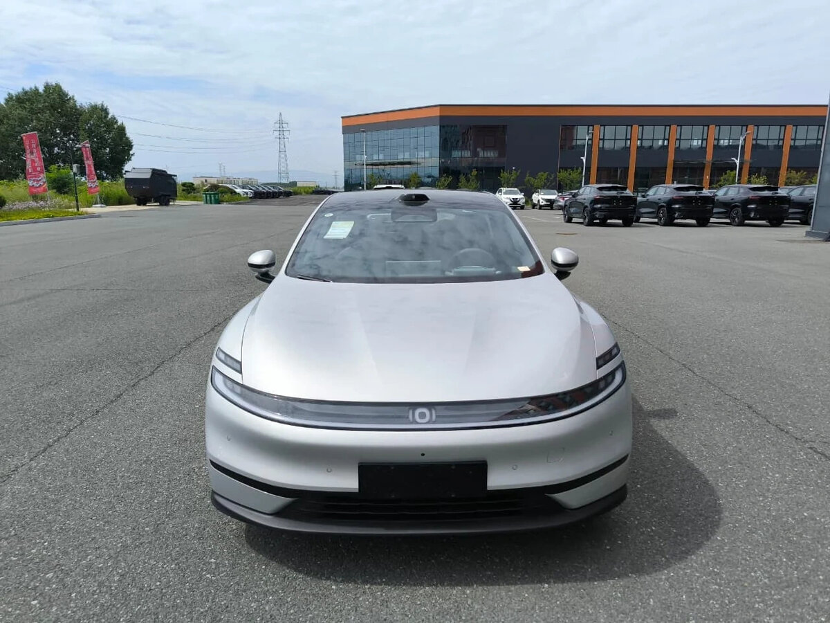 Открыть фотографии: Changan Qiyuan A06