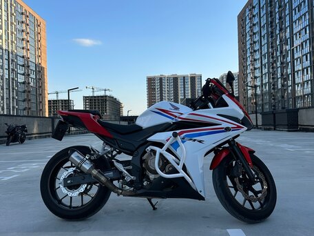 2016 Honda CBR 400R, белый, 520000 рублей, вид 1