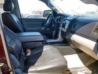 2009 Toyota Sequoia II, пурпурный, 3500000 рублей, вид 3