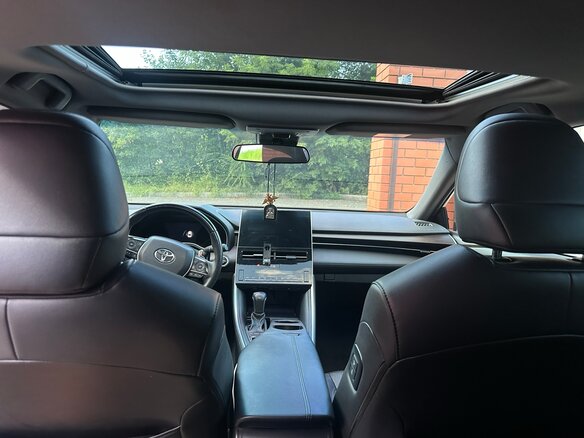 2022 Toyota Avalon V, чёрный, 3500000 рублей - вид 10