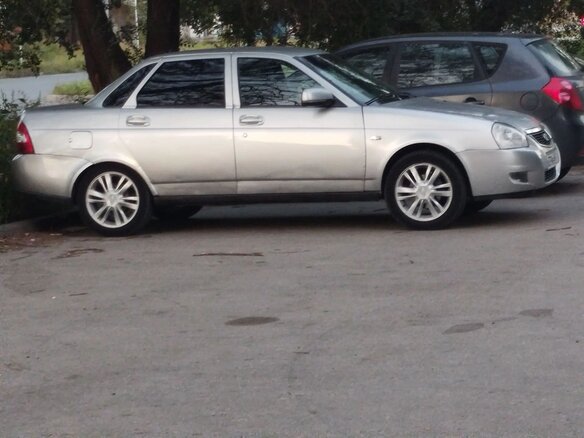 2007 Lada (ВАЗ) Priora I, серебристый, 220000 рублей - вид 1