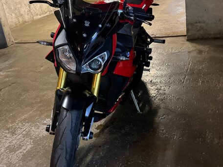 2014 BMW S 1000 R, красный, 850000 рублей, вид 1