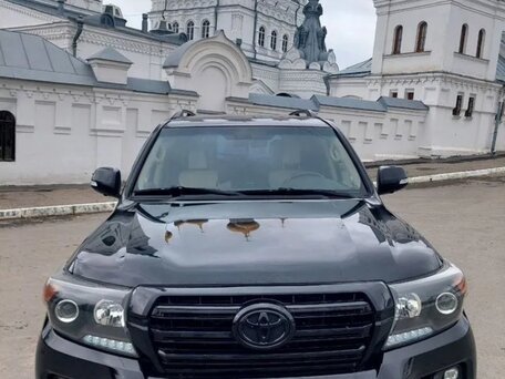 2015 Toyota Land Cruiser 200 Series Рестайлинг 1, чёрный, 3190000 рублей, вид 2