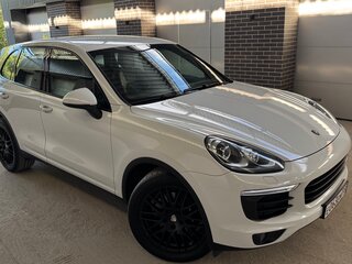 2015 Porsche Cayenne II Рестайлинг (958), белый, 4355000 рублей, вид 5