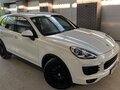 2015 Porsche Cayenne II Рестайлинг (958), белый, 4355000 рублей - вид 4