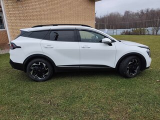 2024 Kia Sportage V, белый, 4750000 рублей, вид 2