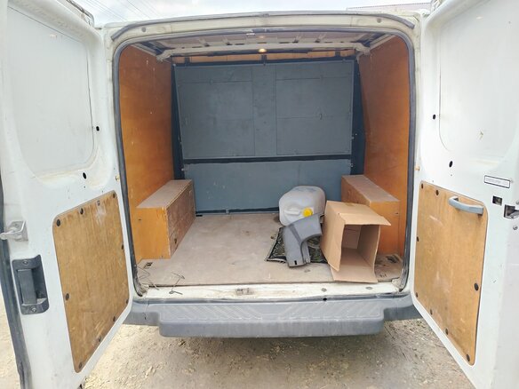 2011 Ford Transit, белый, 1150000 рублей - вид 9