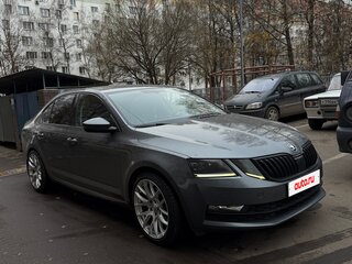 2017 Skoda Octavia III (A7) Рестайлинг, серый, 1900000 рублей, вид 3
