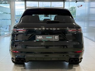 2018 Porsche Cayenne S III, чёрный, 6300000 рублей, вид 5