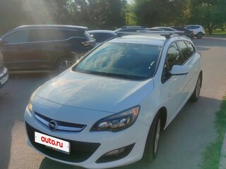 2013 Opel Astra J Рестайлинг, белый, 1190000 рублей, вид 1