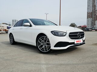 2022 Mercedes-Benz E-Класс 350 V (W213, S213, C238) Рестайлинг, белый, 5850000 рублей, вид 4