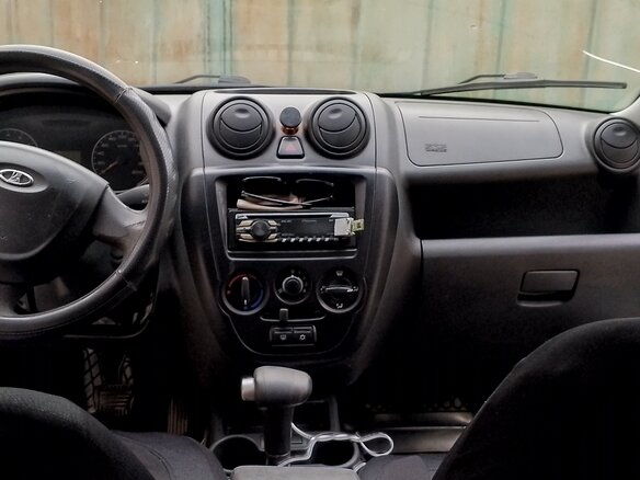 2013 Lada (ВАЗ) Granta I, белый, 505000 рублей - вид 4
