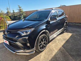 2017 Toyota RAV4 IV (XA40) Рестайлинг, серый, 3050000 рублей, вид 1