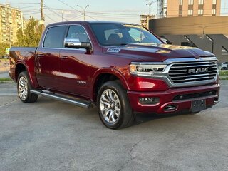 2023 Ram 1500 Crew Cab V, красный, 8700000 рублей, вид 4