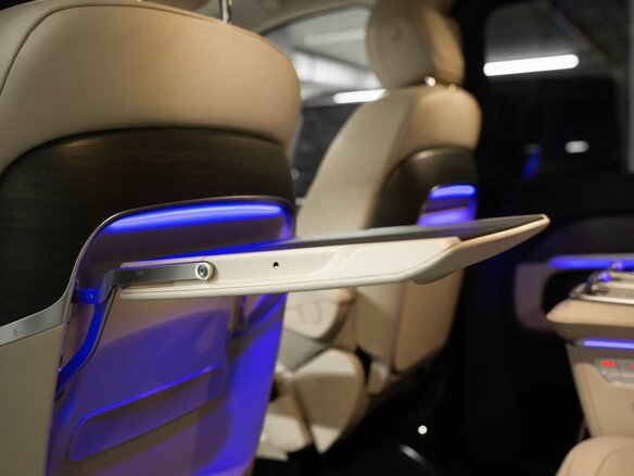 2026 Mercedes-Benz V-Класс 300 d экстра длинный III (W447) Рестайлинг 2, серый - вид 22