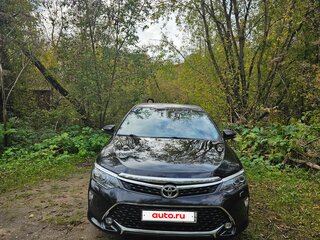 2014 Toyota Camry US Market VII (XV50) Рестайлинг, чёрный, 1510000 рублей, вид 2