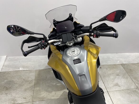 2020 BMW F 900 XR, жёлтый, 830000 рублей - вид 15
