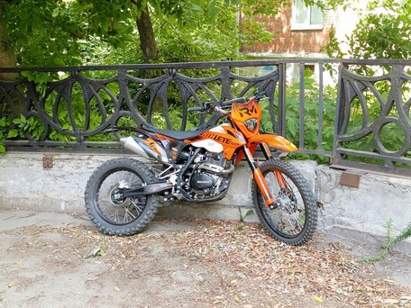 2023 Regulmoto Athlete 250, оранжевый, 129000 рублей, вид 2