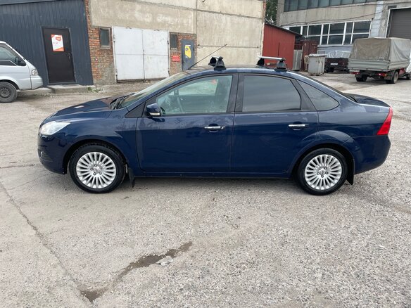2011 Ford Focus II Рестайлинг, синий, 450000 рублей - вид 3