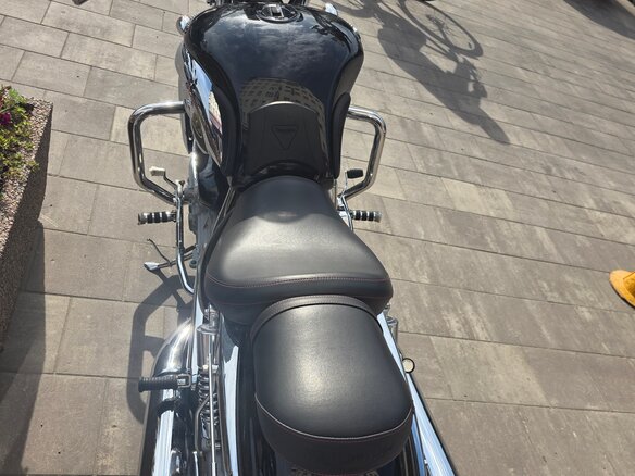 2005 Triumph Rocket III, чёрный, 700000 рублей - вид 5