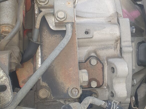 2002 Toyota Dyna, белый, 2150000 рублей - вид 16
