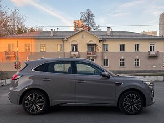 2024 Hongqi HS5 I Рестайлинг, серый, 3400000 рублей, вид 4