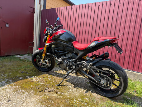 2023 Ducati Monster 937, чёрный, 1350000 рублей, вид 2