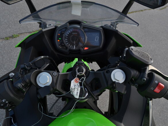 2024 Kawasaki Ninja 400, зелёный, 700000 рублей - вид 18