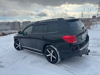 2013 Toyota Highlander II (XU40) Рестайлинг, чёрный, 2000000 рублей, вид 4