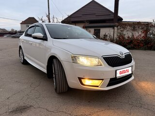 2013 Skoda Octavia III (A7), белый, 1400000 рублей, вид 3