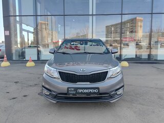 2017 Kia Rio III Рестайлинг, серый, 860000 рублей, вид 2
