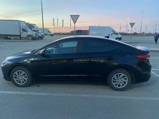 2017 Hyundai Elantra VI (AD), чёрный, 1100000 рублей, вид 5