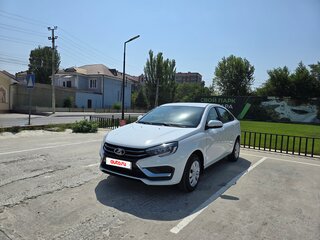 2023 Lada (ВАЗ) Vesta I Рестайлинг (NG), белый, 1450000 рублей, вид 1