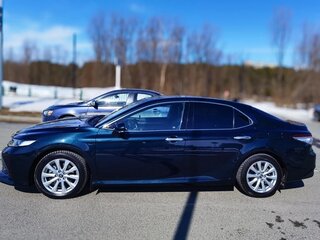 2018 Toyota Camry VIII (XV70), синий, 3000000 рублей, вид 4