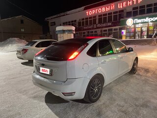 2010 Ford Focus II Рестайлинг, белый, 370000 рублей, вид 3