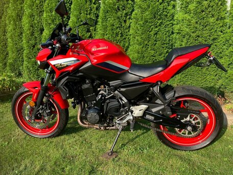 2022 Kawasaki ER-6F (Ninja 650R), красный, 750000 рублей, вид 2