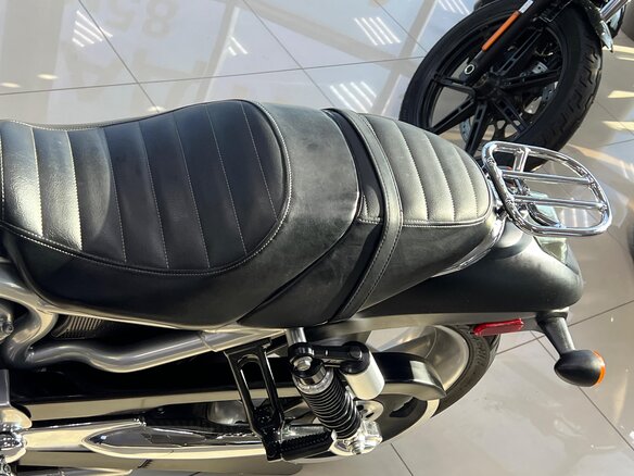 2005 Harley-Davidson Street Rod, серебристый - вид 16