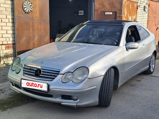 2003 Mercedes-Benz C-Класс 230 II (W203), серебристый, 450000 рублей, вид 1